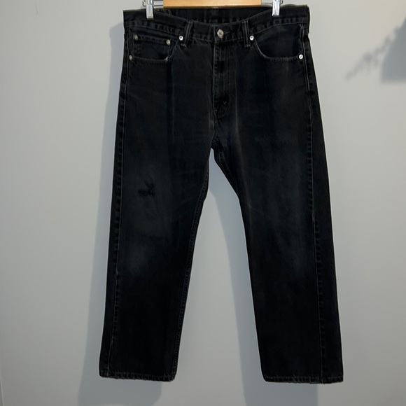 ✨HP✨ LEVI’S 505 JEANS (36) - Picture 4 of 17